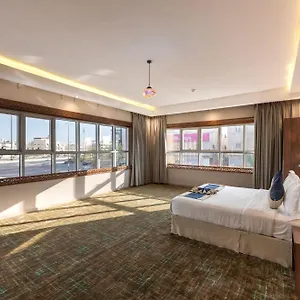 https://luma-homes.medinahotel.net